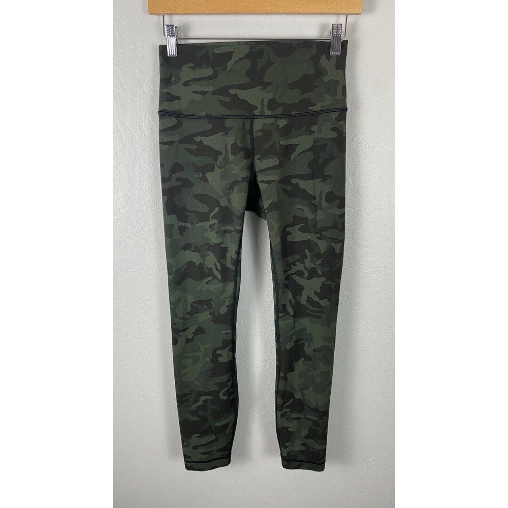 Lululemon Size 6 Wunder Under High-Rise Tight 25” Luxtreme Incognito Camo Green